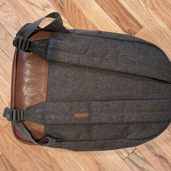 Herschel backpack - Picture 6 of 7